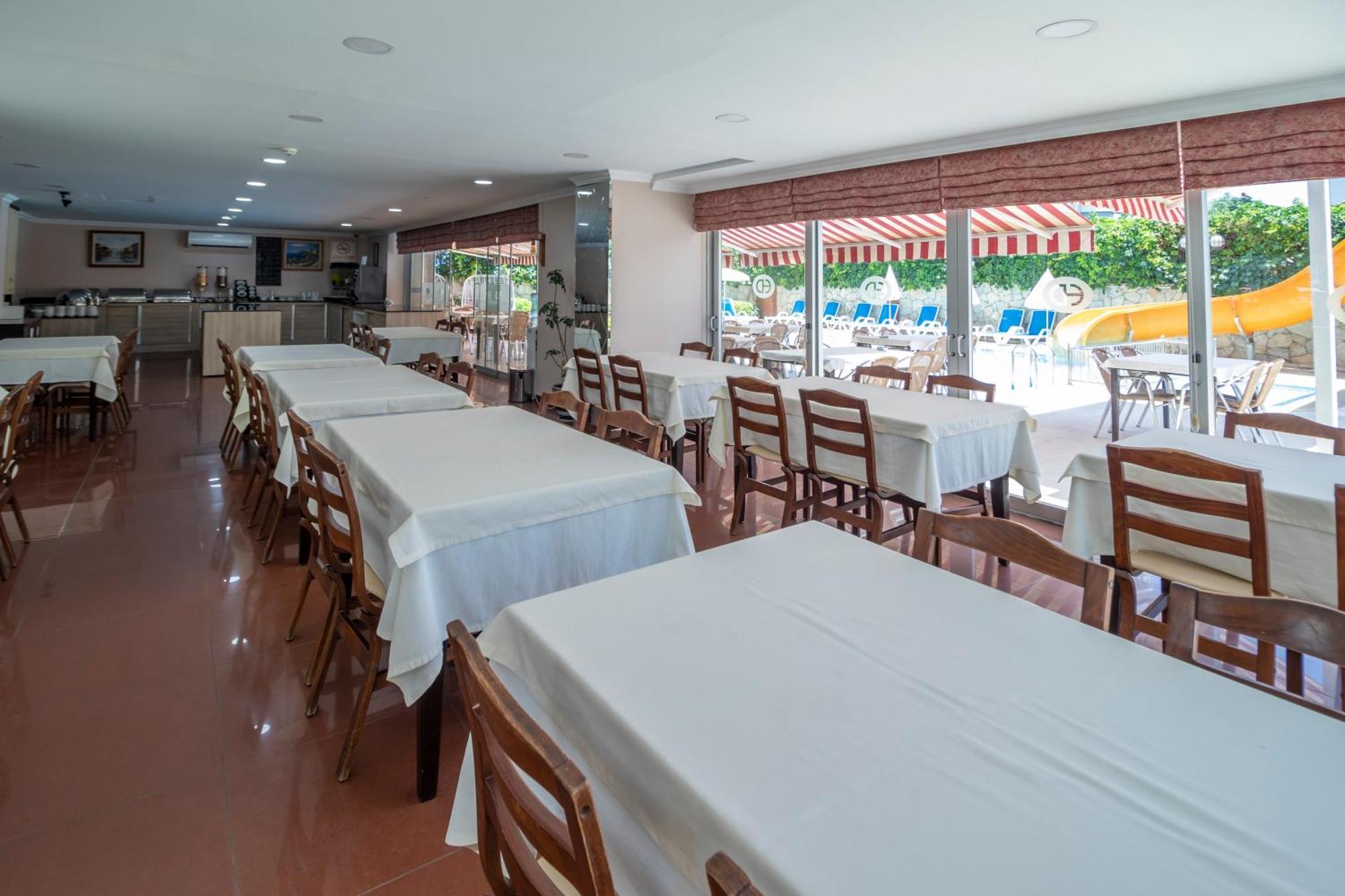 Lara Dinc Hotel Antalya Bagian luar foto