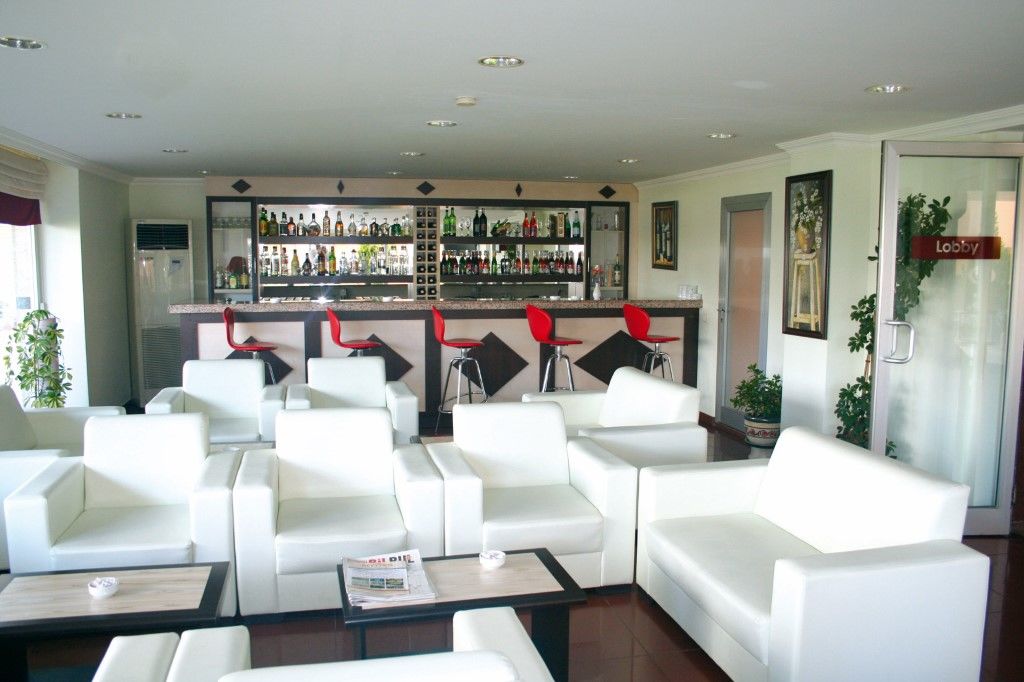 Lara Dinc Hotel Antalya Bagian luar foto