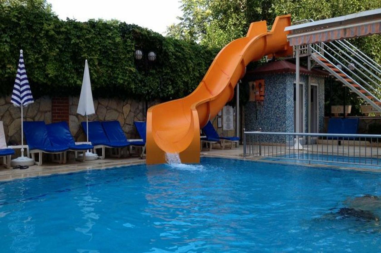 Lara Dinc Hotel Antalya Bagian luar foto